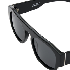 SHADE 02 - Solid Black/Solid Black Lens Lens