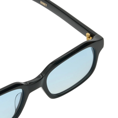 HANKY - Solid Black / Light Blue Gradient Lens