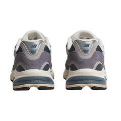 2010 - Grey
